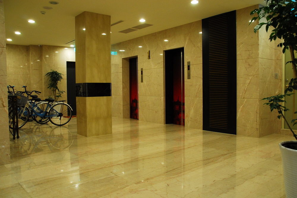 Maple Hotel Тайнань Экстерьер фото